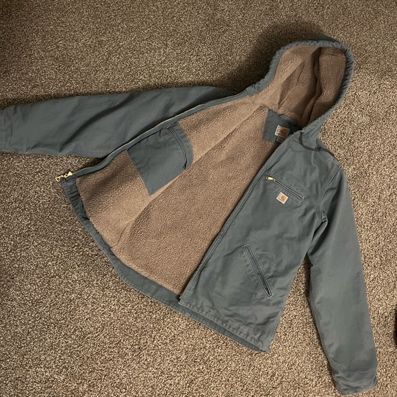 Carhartt jacket - Picture 2 of 3